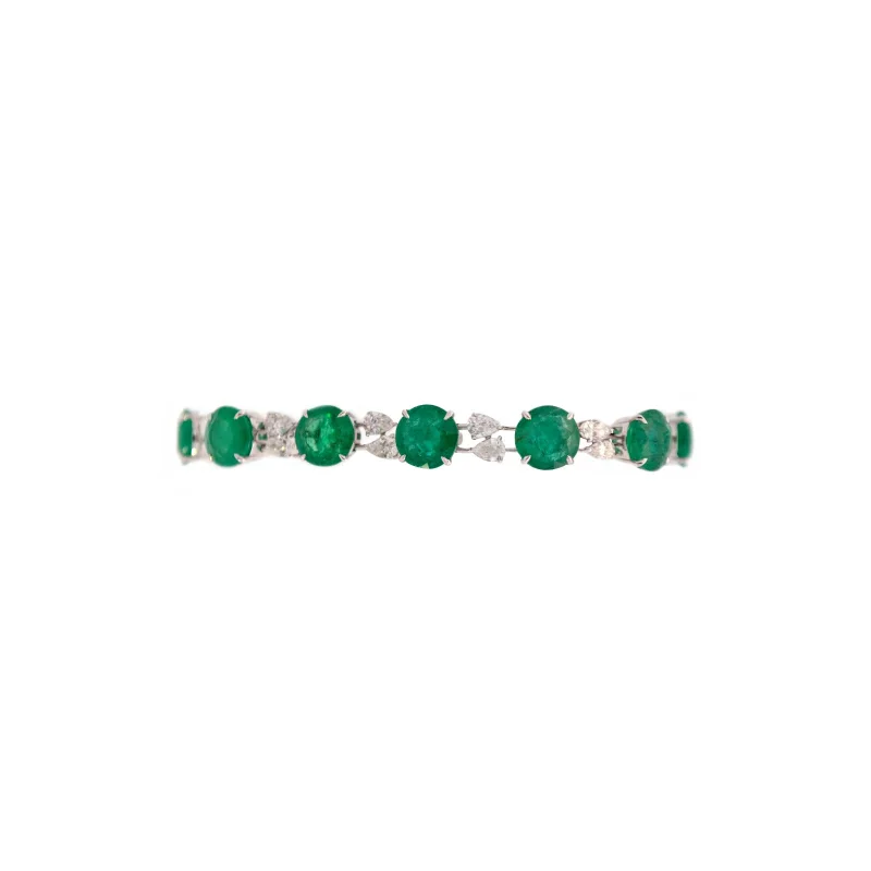 25.43ct Emerald Diamond 18K Gold Bracelet