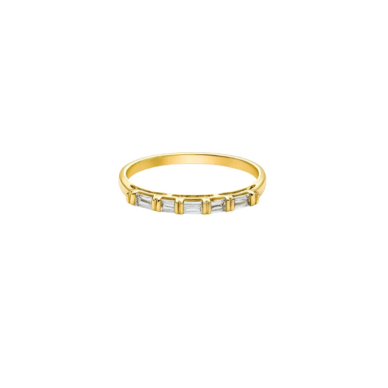 0.25ct Diamond 14K Gold Baguette Dainty Ring