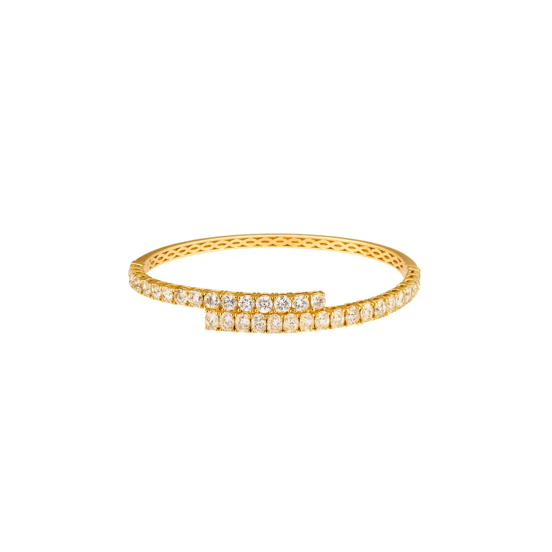 5.85ct Diamond 18K Gold Bypass Bangle Bracelet