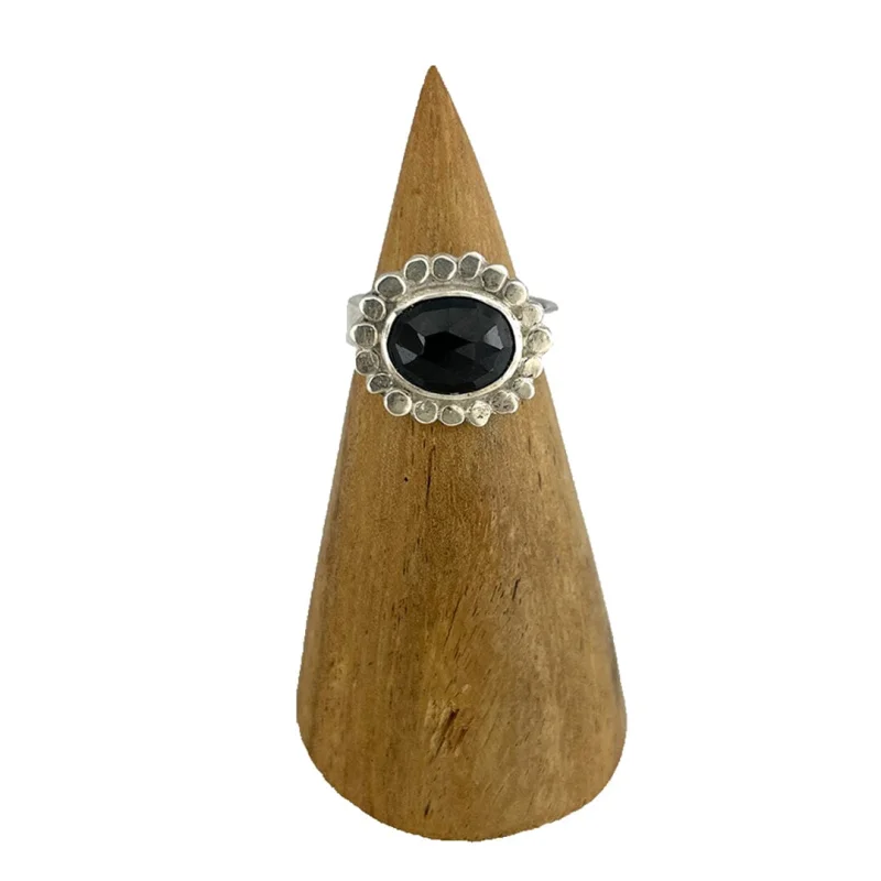 Black Spinel Ring – Size 7