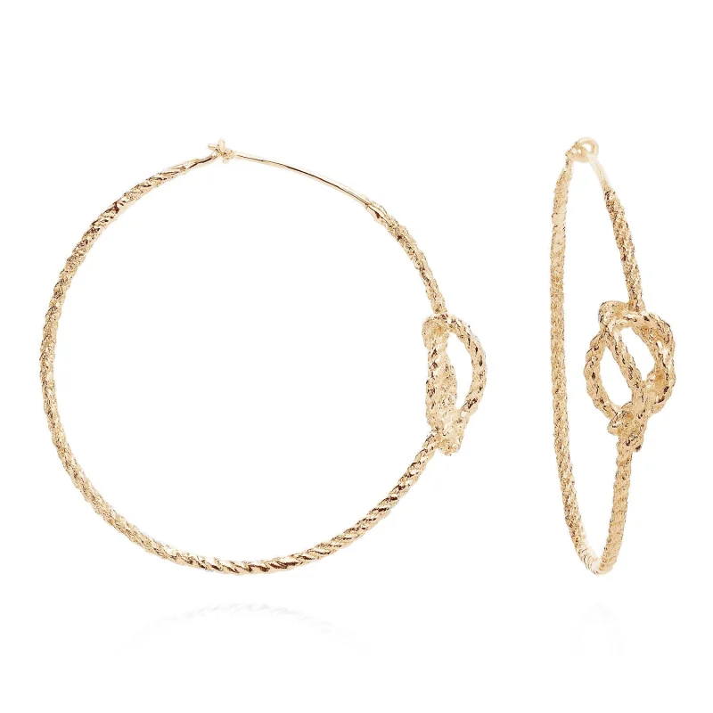 Twisted Knot Hoops