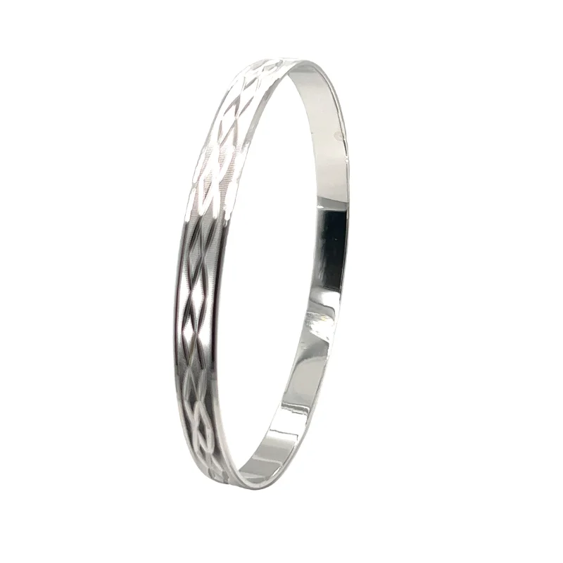 Brilliant Diamond Etched Bangle