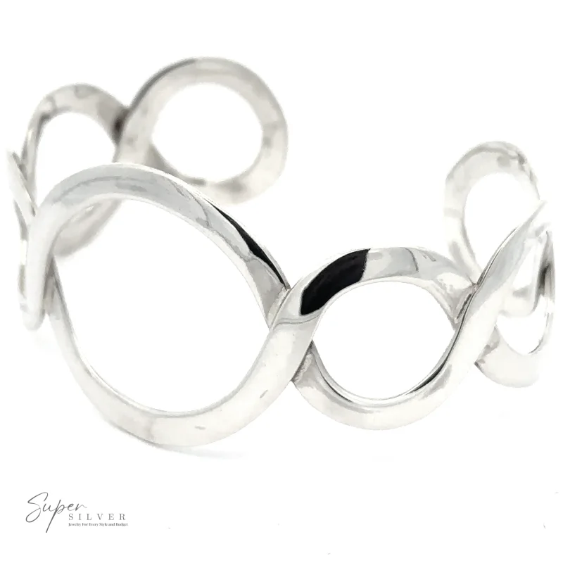 Twisted Graduated Circle Cuff