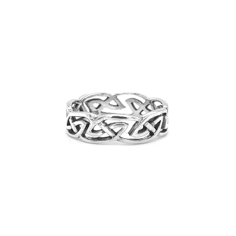 Wavy Celtic Band Ring