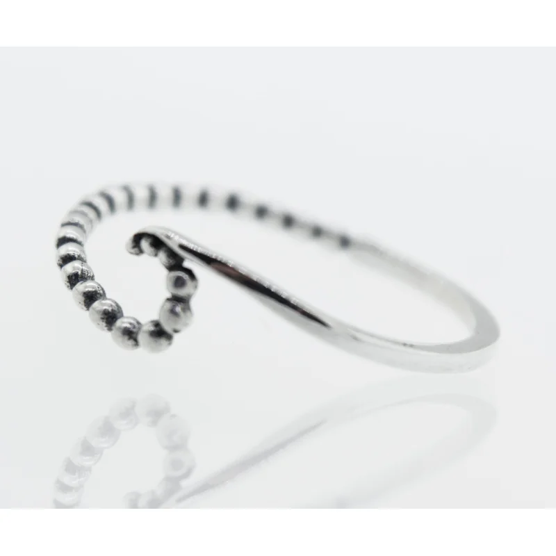 Wave Ring With Beads Design