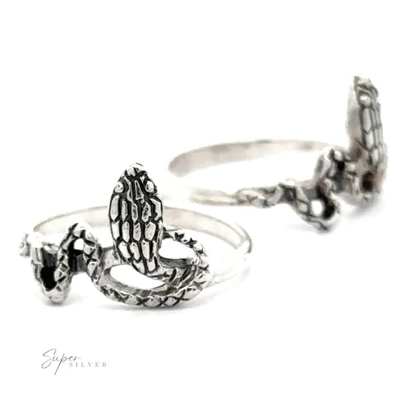Wavy Coiled Snake Ring