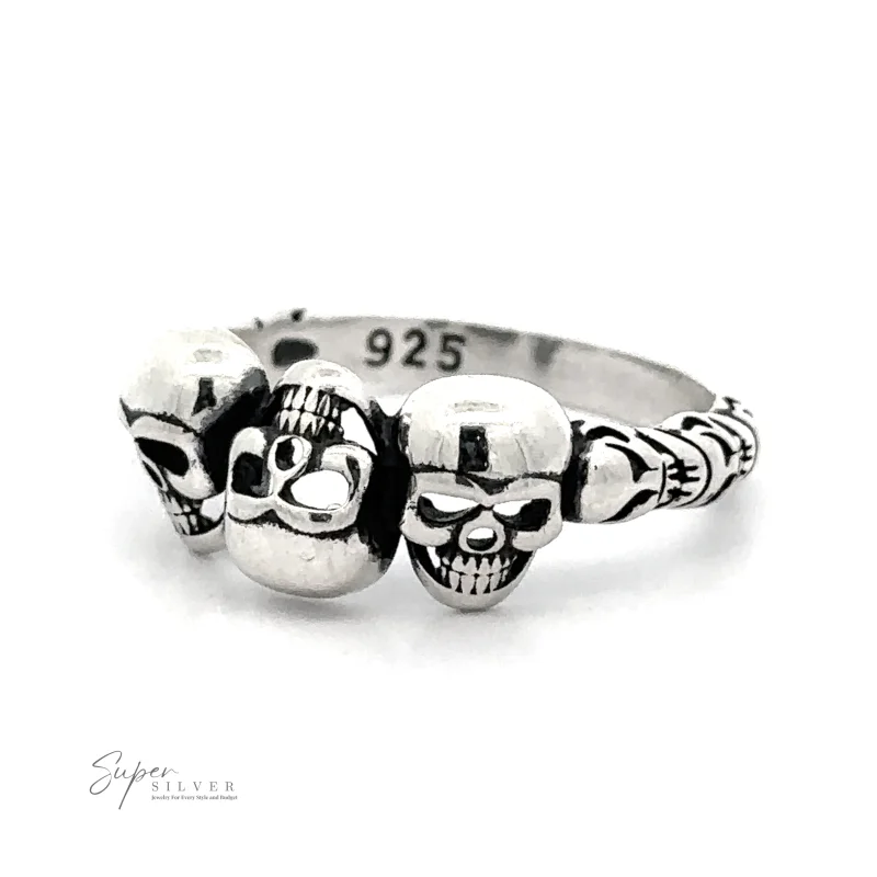 Three Skulls Ring