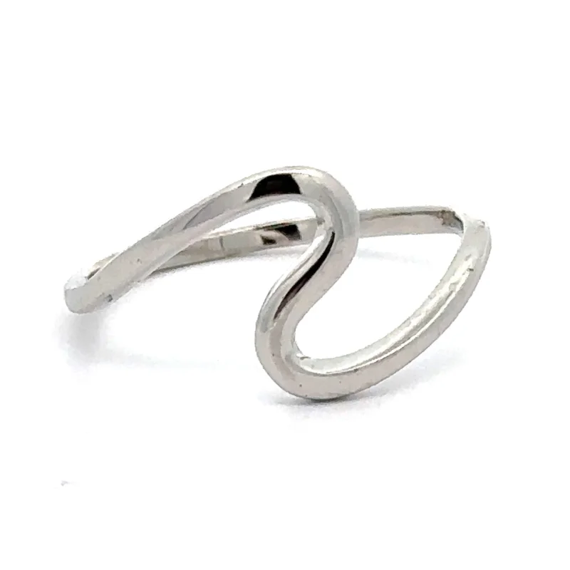 Simple Wave Ring