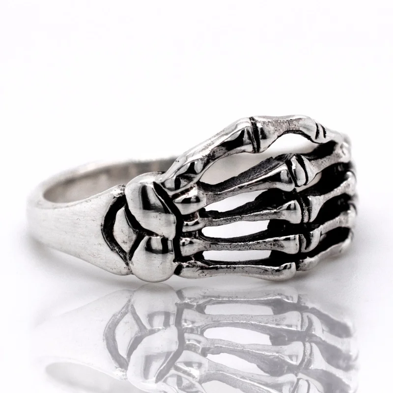 Skeleton Hand Ring
