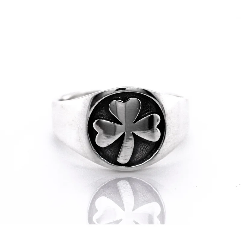 Three Leaf Clover Band