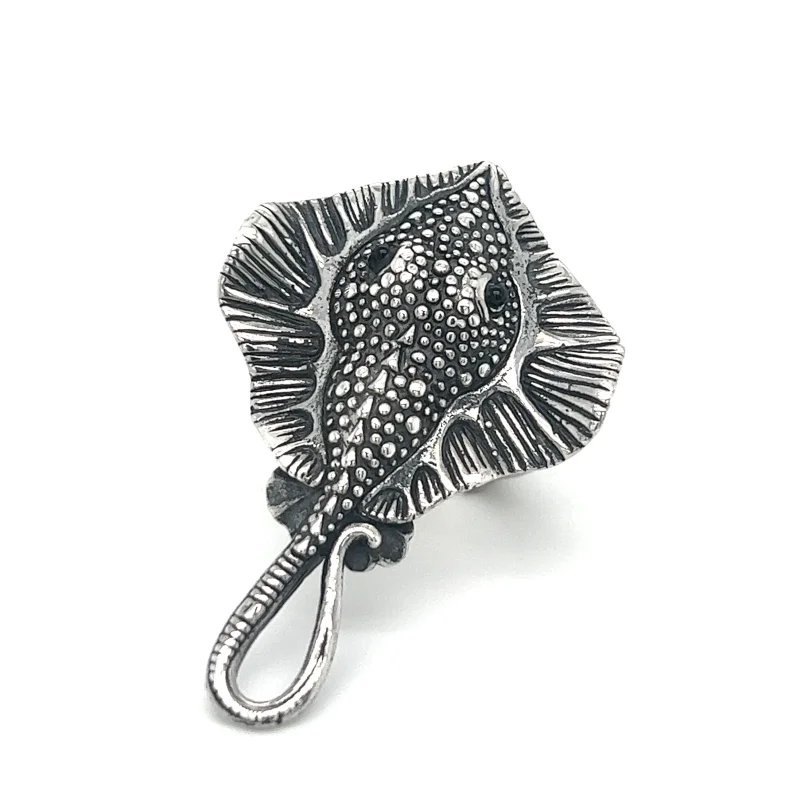 Statement Stingray Ring